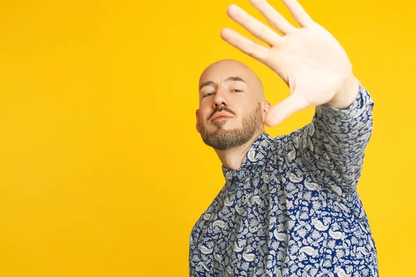 Don Shoot Concept Portrait Year Old Man Hiding Photoshoot Light — Stock Photo, Image