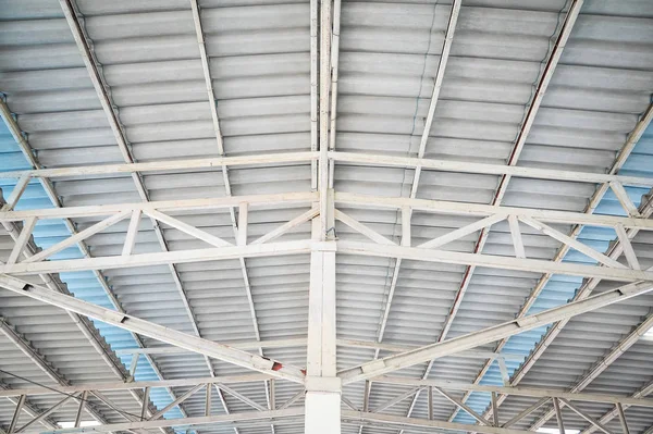 metal çatı yapısı