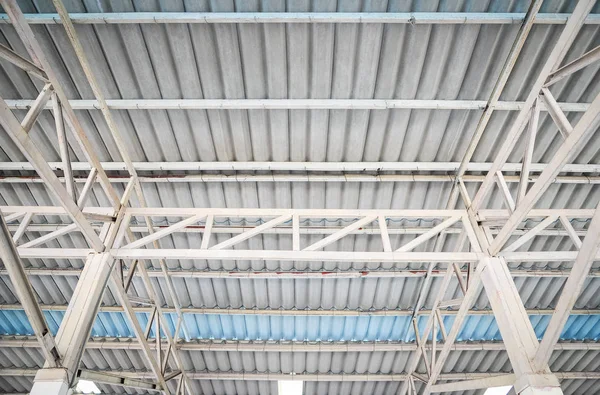 Metal roof structure — Stock Photo, Image