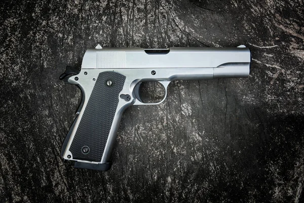 Pistola de calibre .45 semi-automática M1911 — Fotografia de Stock