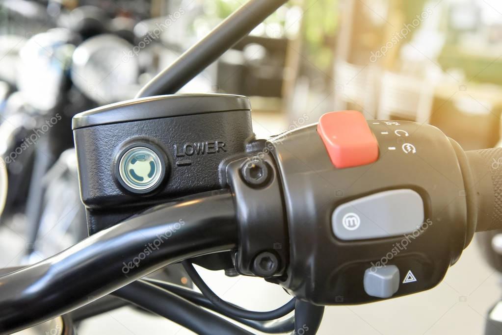 Pictures: master cylinder | Motorcycle brake fluid, brake reservoir