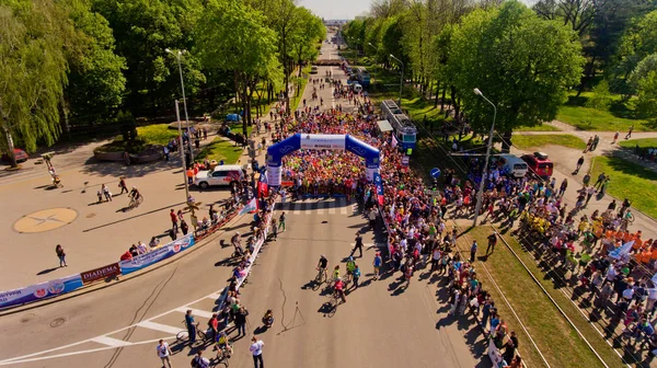 Vinnytsia Ουκρανία Απριλίου 2018 Ετήσια City Run Vinnytsia Τρέχει — Φωτογραφία Αρχείου