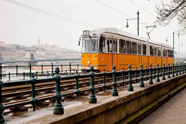 Budapest Hungary March 2018 Yellow Budapest Tram Street — Stock Photo, Image