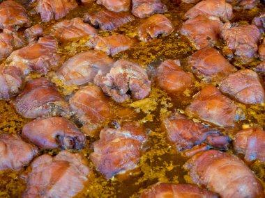 Soslu domuz budu. Yakın plan..