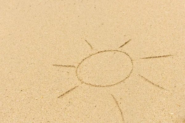 Bild Einer Sonnenzeichnung Auf Sand Sandiger Hintergrund — Stockfoto