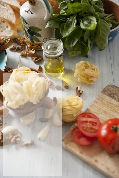 Pastas italianas, aceite de oliva , — Foto de Stock