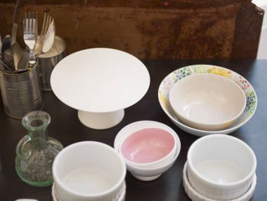 plaka, beyaz tabaklar, Masa,