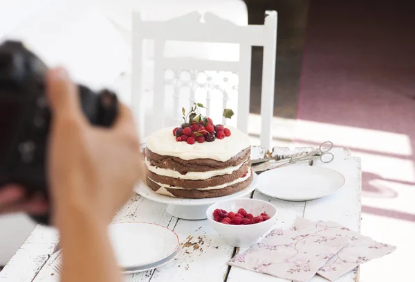 Fotografía de alimentos - foto de pastel afrutado y cremoso —  Fotos de Stock