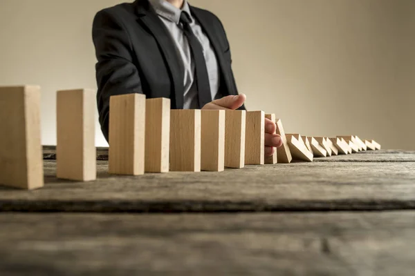 Dominoeffekt für Unternehmen — Stockfoto