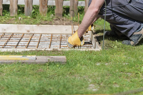 Low Angle View Man Making Net Steel Bars Reinforcement Hole — Stock Photo, Image