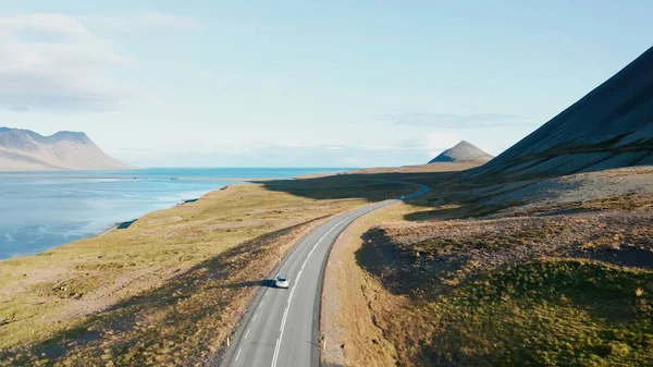 Zlanda Yol Okyanus Her Şey Dağlara Yakın — Stok fotoğraf