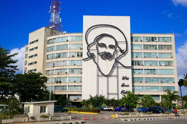 Imagem de Camile Cienfuegos em Construção em Havana, Cuba — Fotografia de Stock