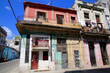 Renkli, çürüyen Havana mahalle