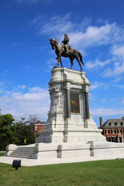 Robert E. Lee památník, vertikální zobrazení — Stock fotografie