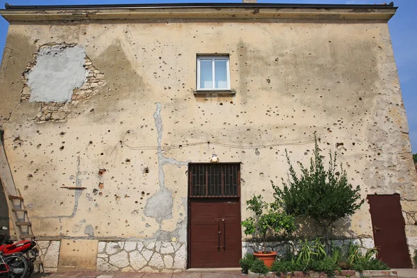 Topçu ve Bullet zarar, Bosna Savaşı