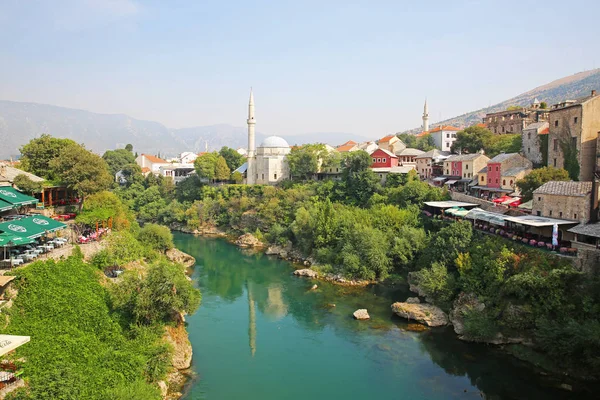 Cami ve Minare, Neretiva Nehri, Mostar, Bosna — Stok fotoğraf