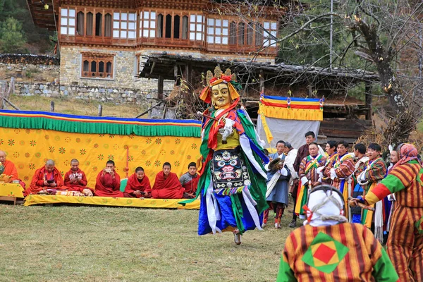 Bhutan Yak Festivali'nde renkli dans eden Tanrı — Stok fotoğraf