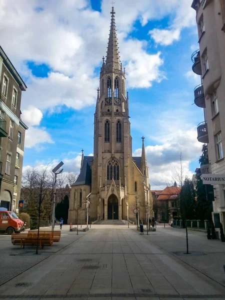 Vieille Église Katowice Par Temps Nuageux Ensoleillé — Photo