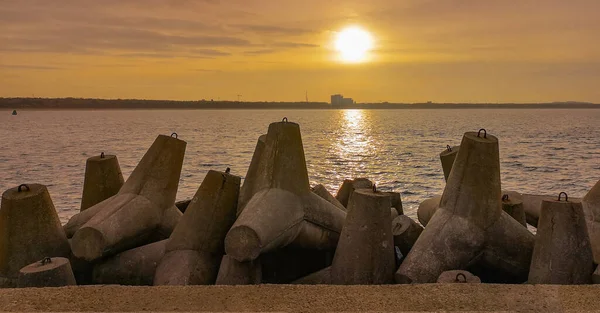 Puesta Sol Sobre Mar Báltico Costa Swinoujscie Ciudad Vista Desde — Foto de Stock