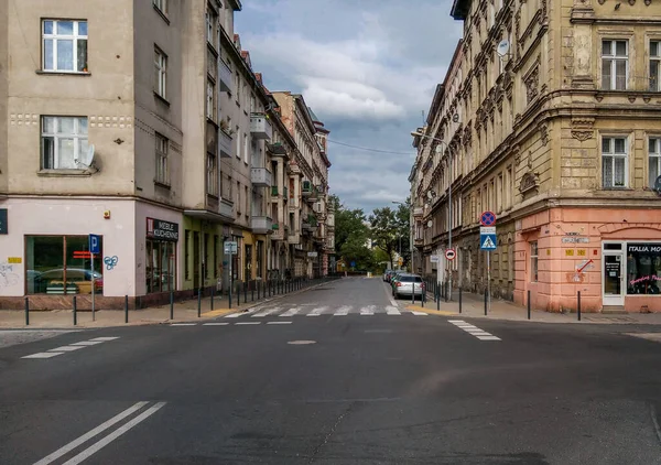 Wroclaw Polonia Septiembre 2018 Calle Entre Antiguas Casas Alquiler — Foto de Stock