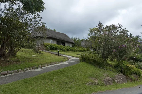 Self Catering Guest House / Casa de campo en la zona de Cathedral Peak , Imagen de archivo