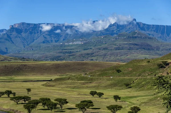 Parte de un valle en la montaña Drakensberg — Foto de Stock