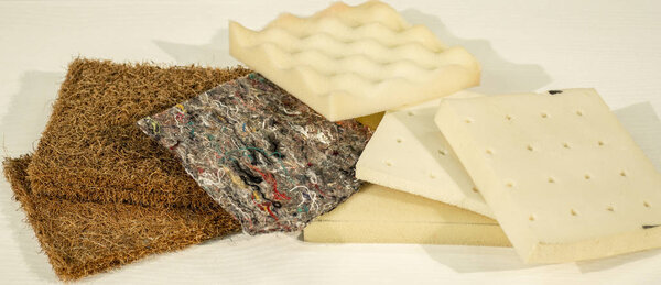 Наполнитель матрасов. Coconut coir, Nature para latex reubine, memory penine independent spring. 