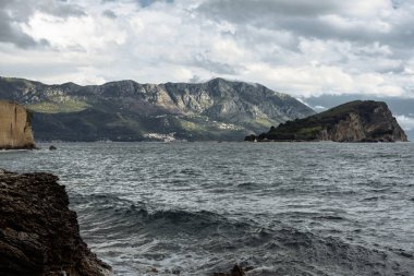 Eski Budva 'nın güzel manzarası, mongol.
