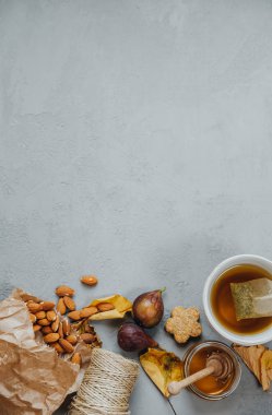 Metin, düz için yer yatıyordu, bitkisel çay, badem, üzüm, bal, fi