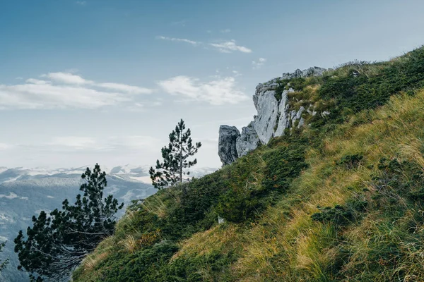 Berg komovi in Montenegro. schön als Desktop-Hintergrund — Stockfoto