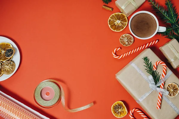 Çam ağacı, sıcak çikolata, Hediyelik, şeker ile tatil arka plan olabilir