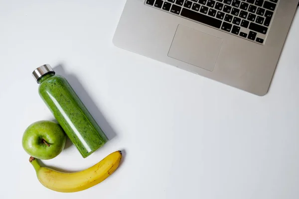 Healthy Working Life Style Laptop Stationery Green Smoothies Apple White — Stock Photo, Image