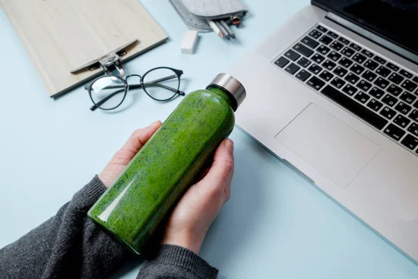 Woman Hands Laptop Green Smoothies Apple Blue Table Top View — Stock Photo, Image