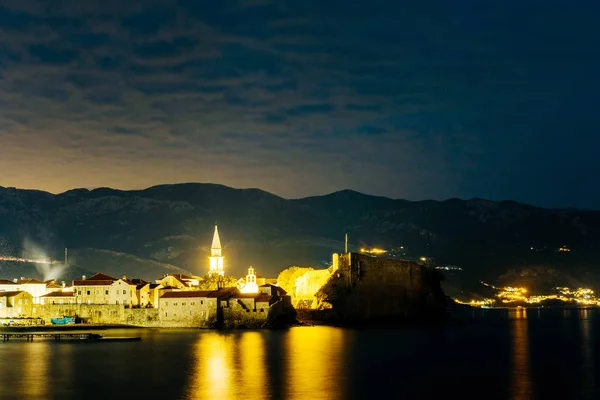 Città Vecchia Budva Montenegro Veduta Della Fortezza Nelle Luci Notturne — Foto Stock