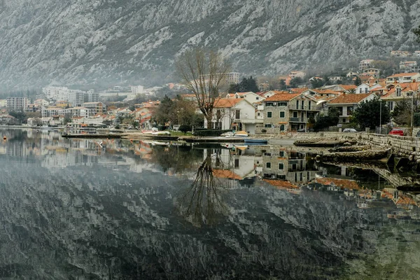 Hory Jaderské Moře Oblačné Počasí Dobrota Černá Hora — Stock fotografie