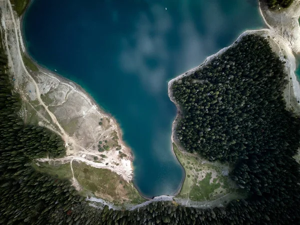 Voando Acima Outono Lago Negro Montenegro Vista Aérea Parque Nacional Imagem De Stock