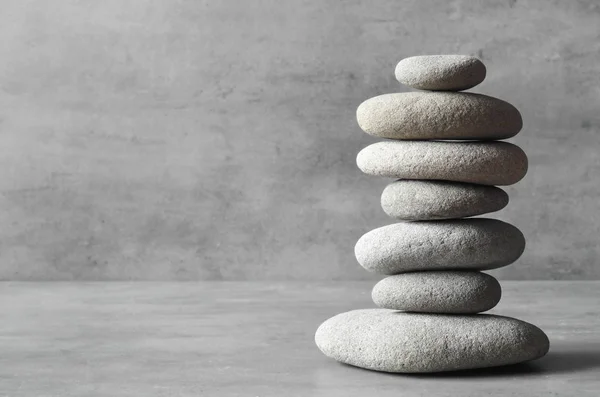 Stenen evenwicht. Zen en spa concept. — Stockfoto