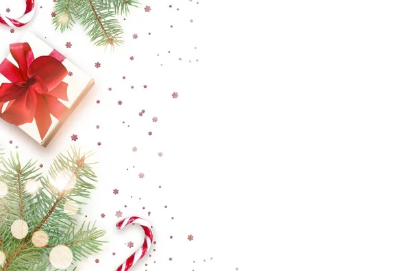 Weihnachtsgeschenkbox mit roter Schleife. Weihnachtlicher Hintergrund — Stockfoto