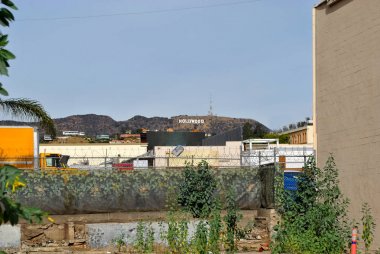 Hollywood Glitzy daha az yan