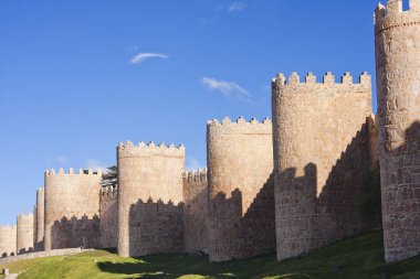 avila taş duvarlar