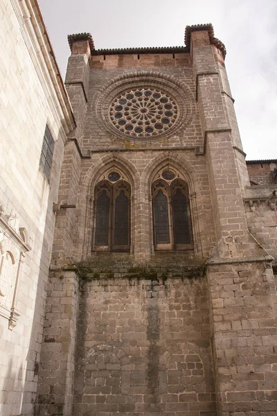 Rose window in cathedral — Stock Photo, Image