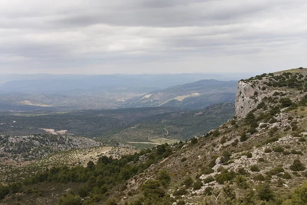 Espanhol montanhas paisagem — Fotografia de Stock