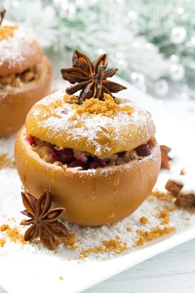 Festive baked stuffed apples and gingerbread for holiday — Stock Photo, Image