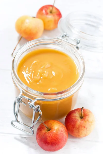 stock image fresh apple sauce in a glass jar