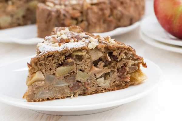 Piece of homemade apple pie, closeup — Stock Photo, Image