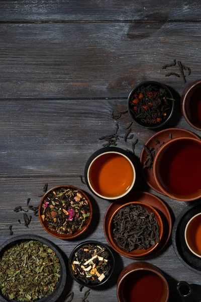 Tea Tasting Different Varieties Vertical — Stock Photo, Image