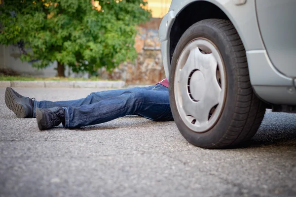 Pedestre morto após um acidente de carro — Fotografia de Stock