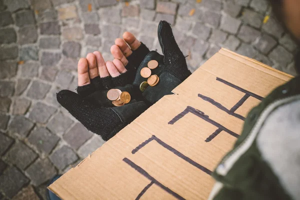 A homeless begging money because poor — Stock Photo, Image