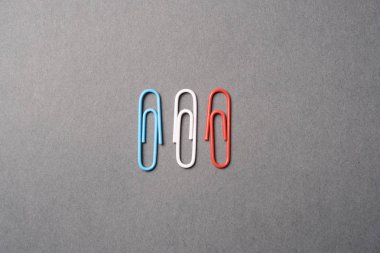 ATAÇ ile Fransız bayrağı 