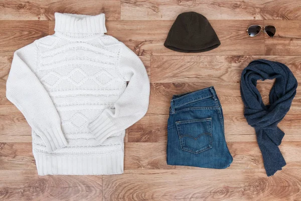 Ahşap üzerinde kış giyim Üstten Görünüm 